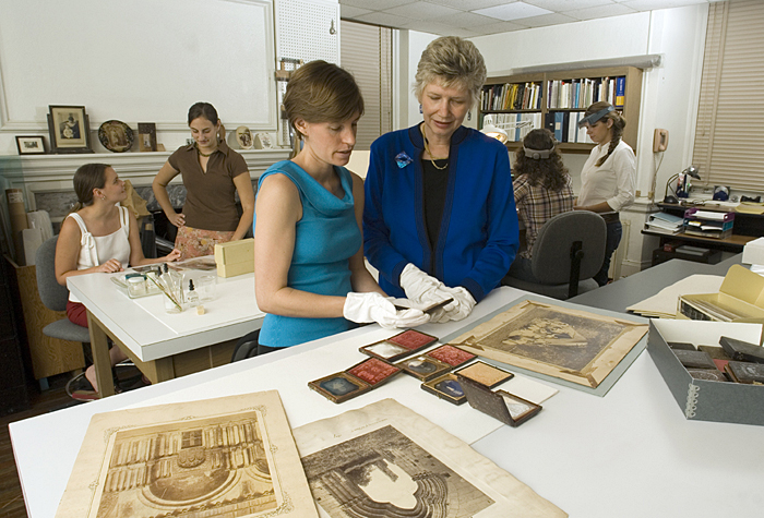 Debbie Hess Norris with some of her students from Art Conservation class at the University of Delaware. 8/31/05